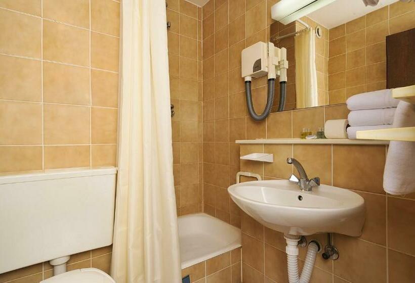 اتاق استاندارد, Club A Kopaonik