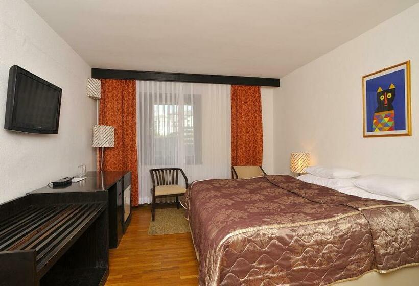 اتاق استاندارد, Club A Kopaonik