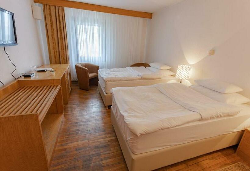 اتاق استاندارد, Club A Kopaonik