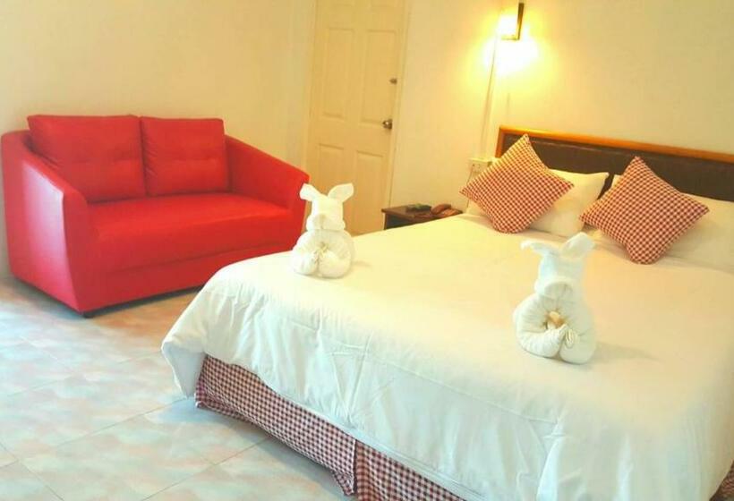 Habitació Familiar Comunicada, De Ratt