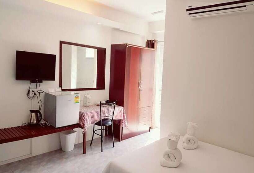 Habitació Estàndard, De Ratt