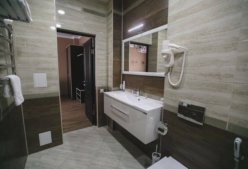 스위트, Kavkazskaya Plennitsa