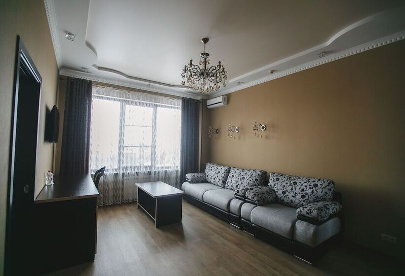套房, Kavkazskaya Plennitsa