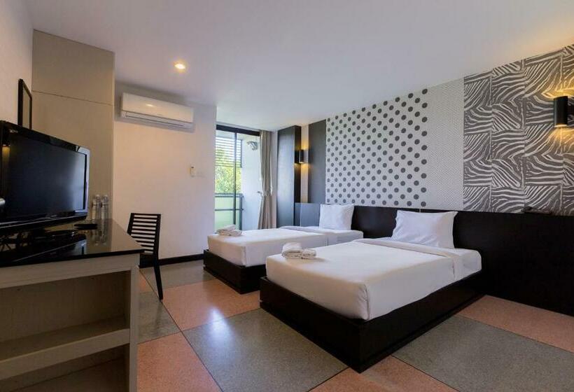 Номер Superior, Pentahug