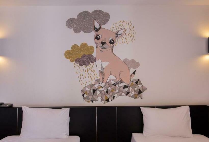 Номер Superior, Pentahug