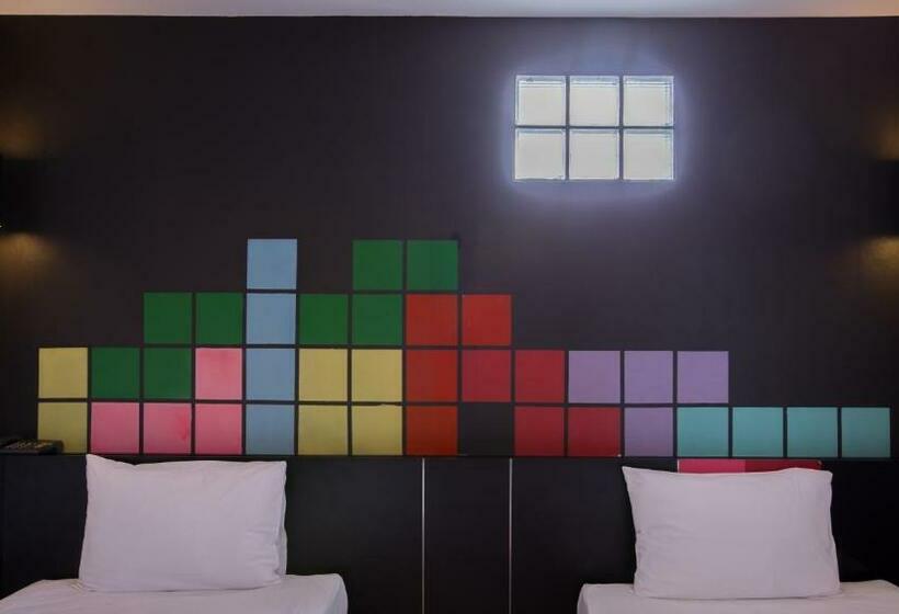 Номер Superior, Pentahug