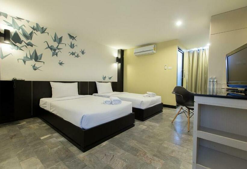 Номер Superior, Pentahug