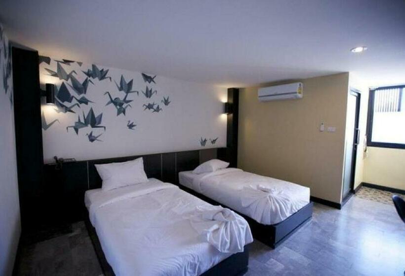 Номер Superior, Pentahug