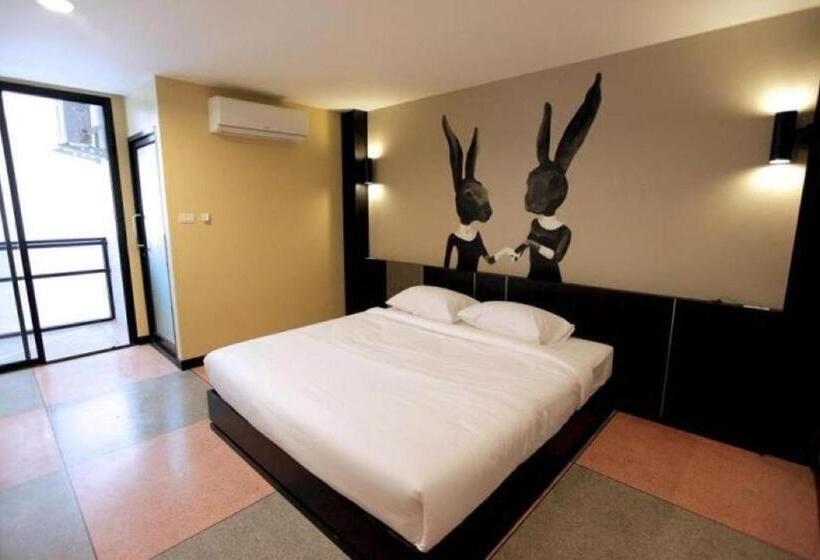 Номер Superior, Pentahug