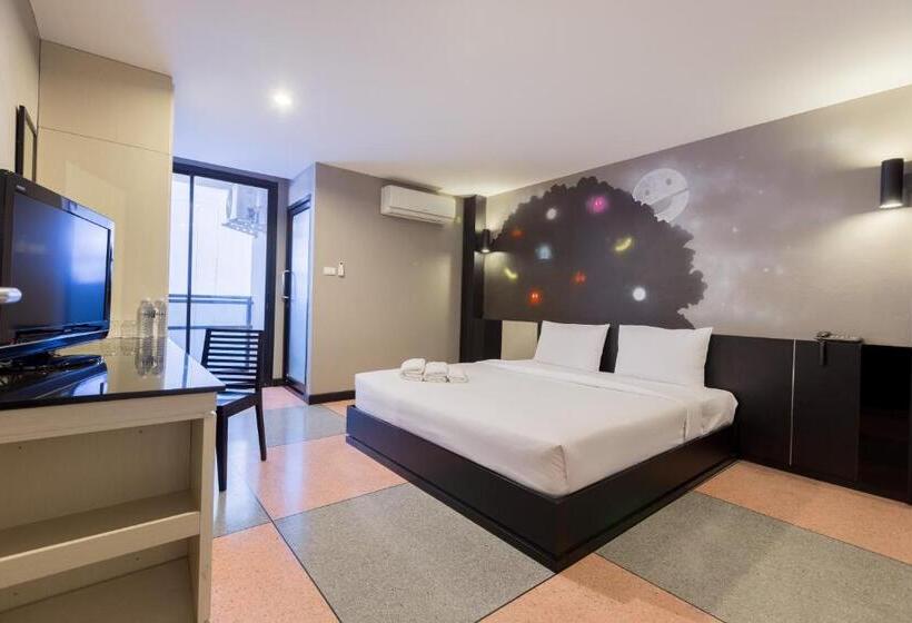 Номер Superior, Pentahug