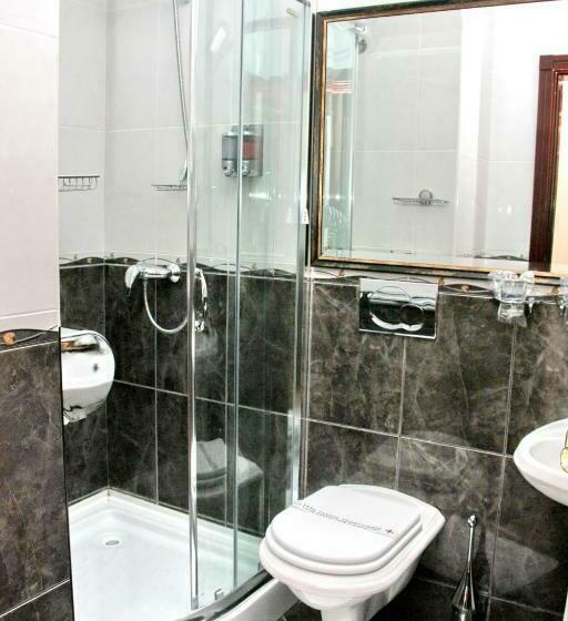 سوییت, Villa Majur