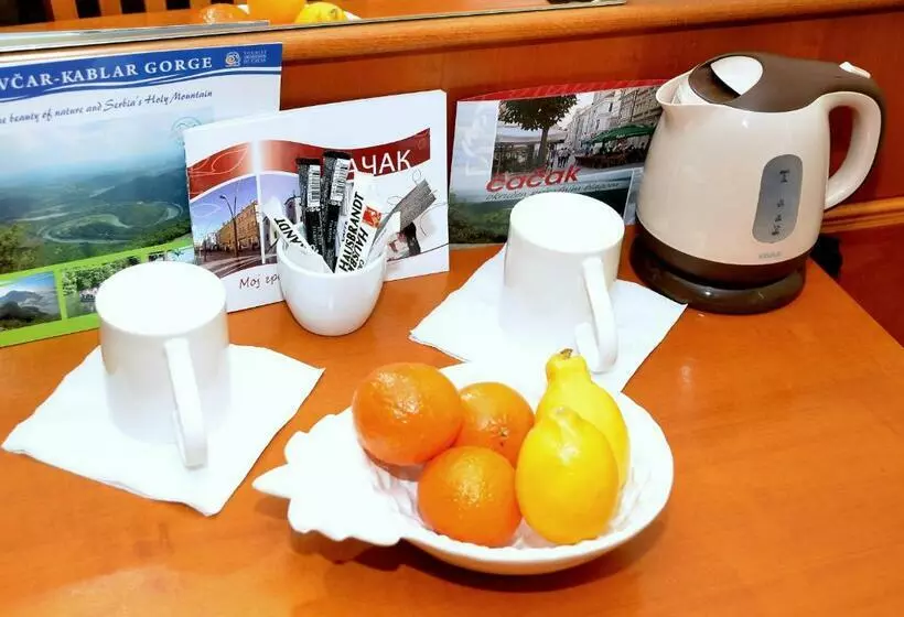اتاق استاندارد یک نفره, Garni Hotel Lake