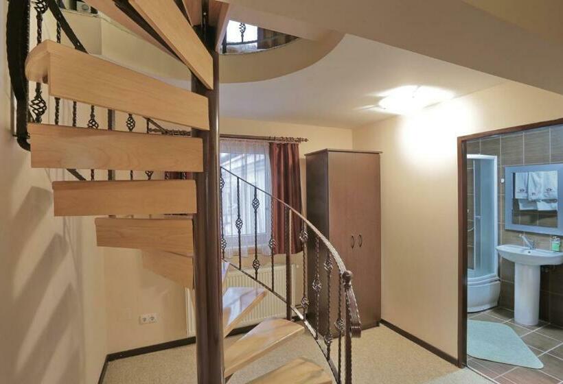 سوییت, Motel Knez