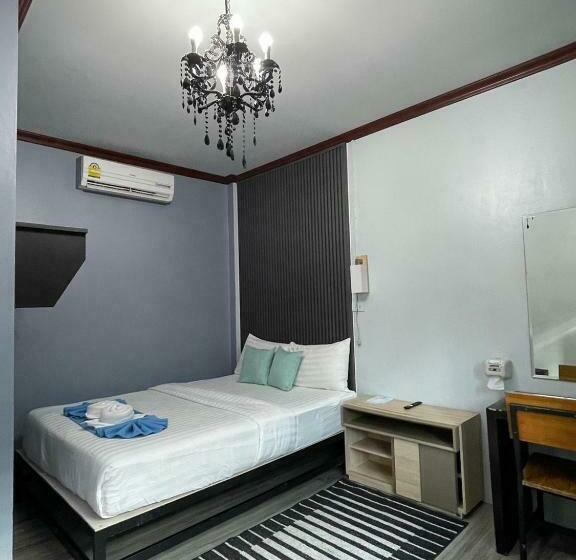 غرفة ديلوكس, Paksina