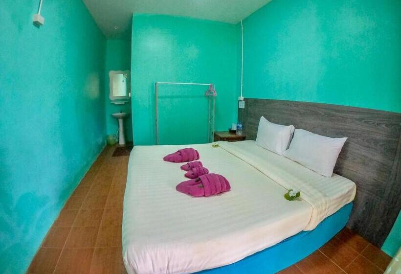 Номер Economy, The Cinnamon Art Resort And Spa