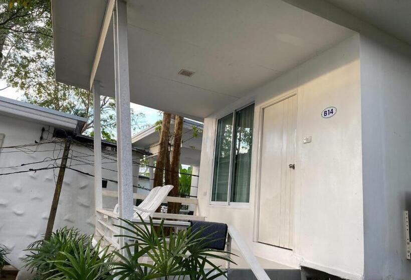 Chambre Standard Vue Jardin, White House Bailan Resort