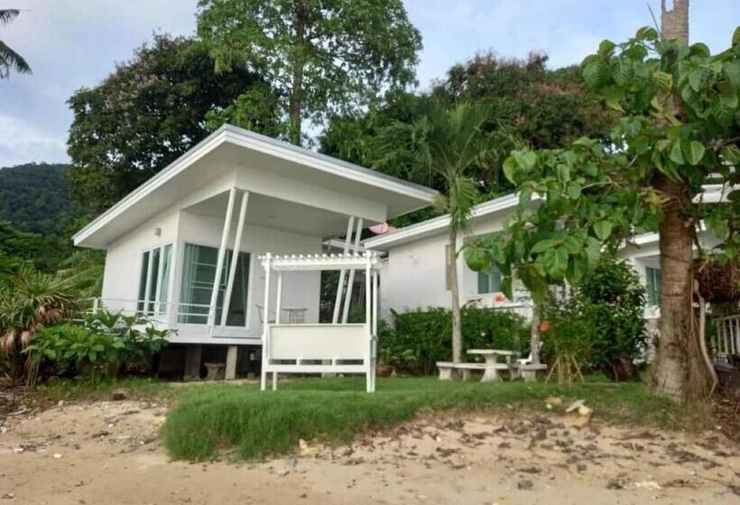 Chambre Standard Lit King Size, White House Bailan Resort