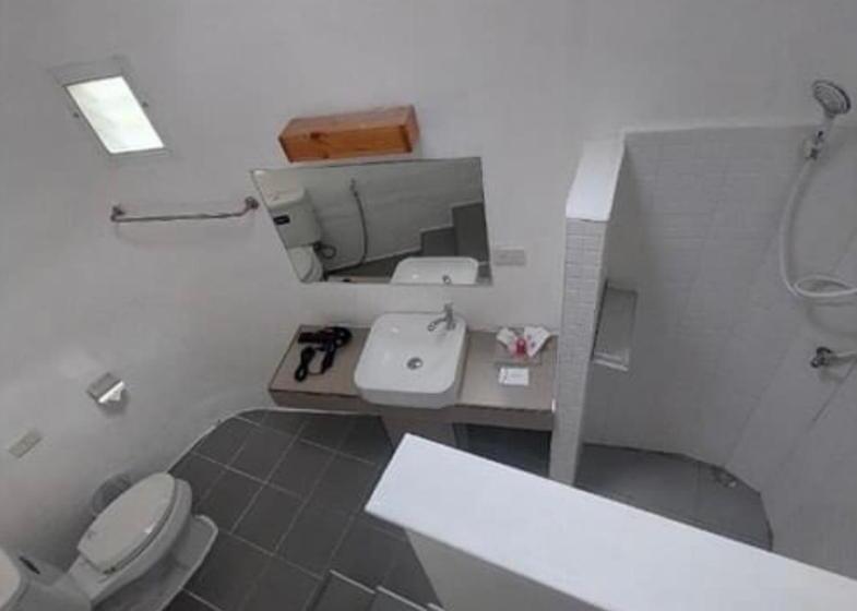 Chambre Standard Lit King Size, White House Bailan Resort