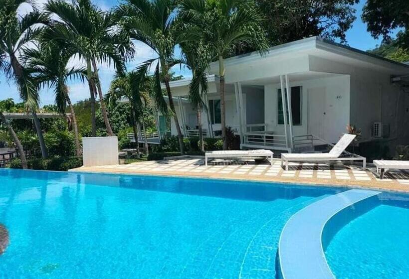 Chambre Standard Vue Piscine, White House Bailan Resort