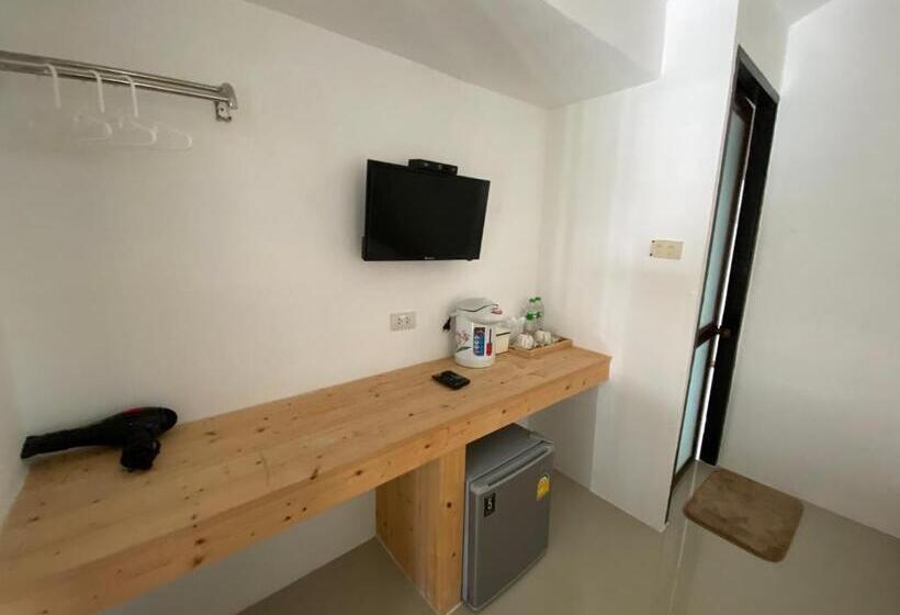 Chambre Standard Vue Piscine, White House Bailan Resort