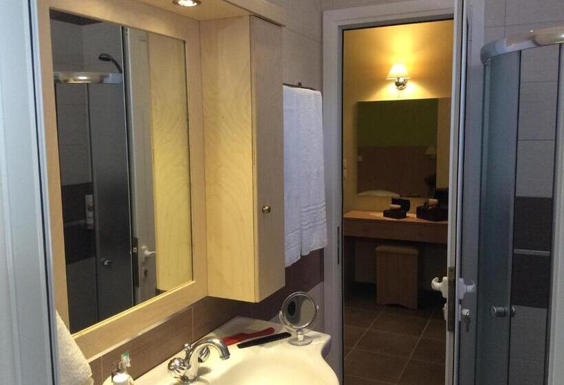 آپارتمان 2 خوابه با چشمانداز دریا, Albatross Studios