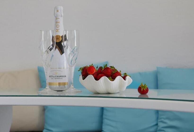 Chambre Duplex, Amaya Selection Of Villas