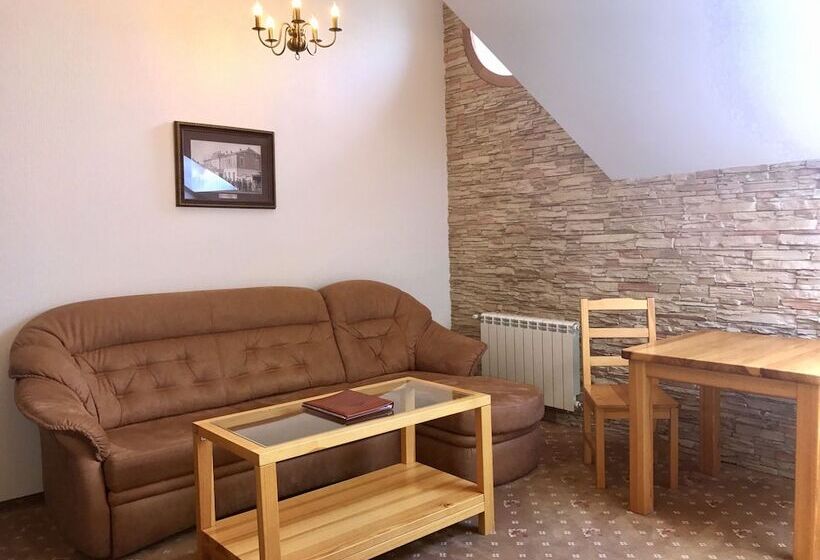 اتاق سوپریور, Guest House Sibirskiy