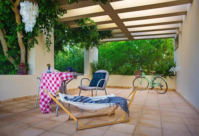 海の見えるスタンダードスタジオ, Nereids Apartments