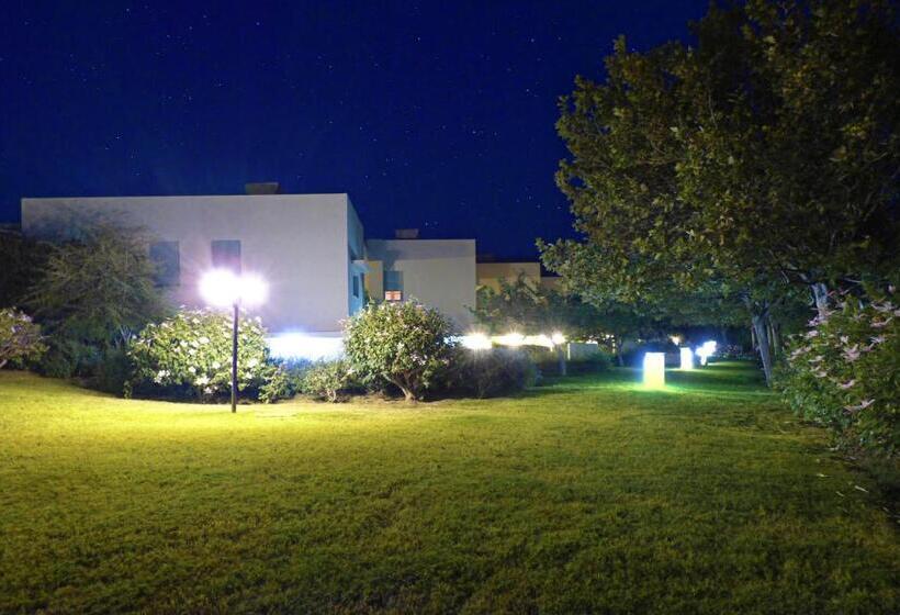 家族用アパートメント, Nereids Apartments