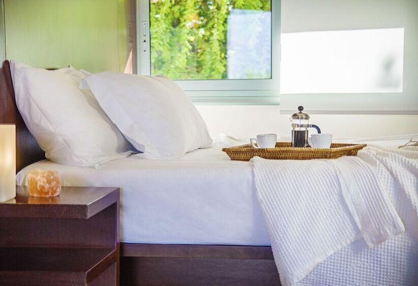 海の見えるスタンダードスタジオ, Nereids Apartments