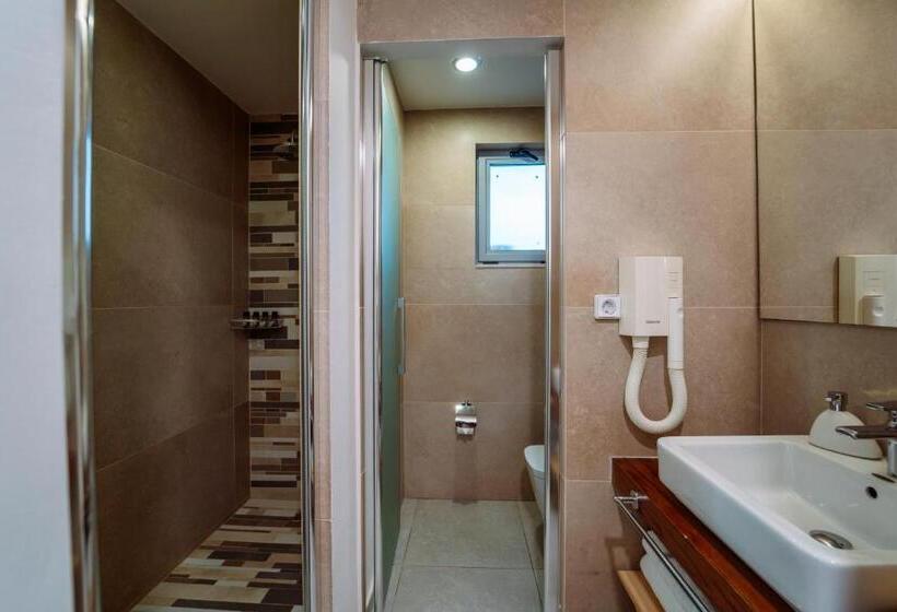 חדר סופריור נוף לבריכה, Ostria Resort & Spa