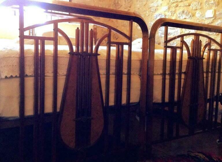 חדר בסיסי, Proselinos