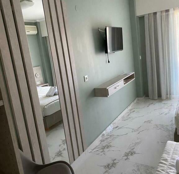 컴포트 트리플 룸, Siviris Golden Beach