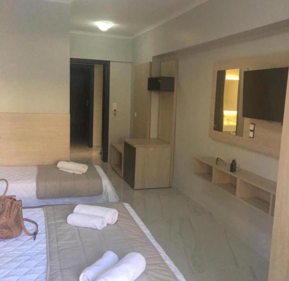 디럭스 트리플 룸, Siviris Golden Beach