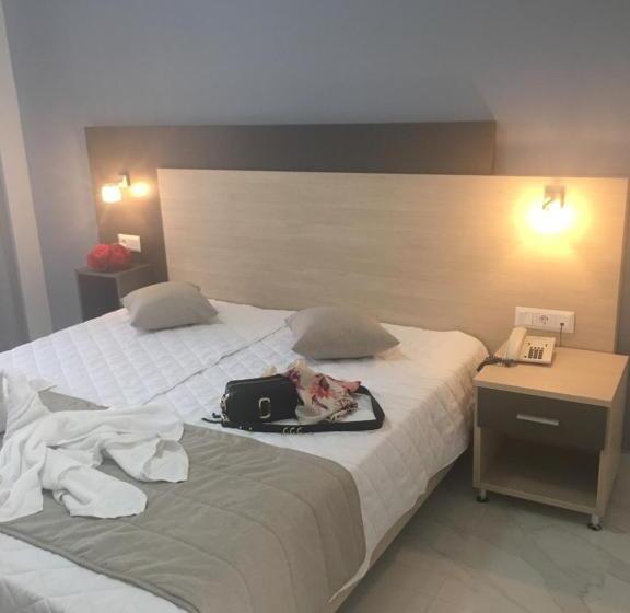 디럭스 룸, Siviris Golden Beach