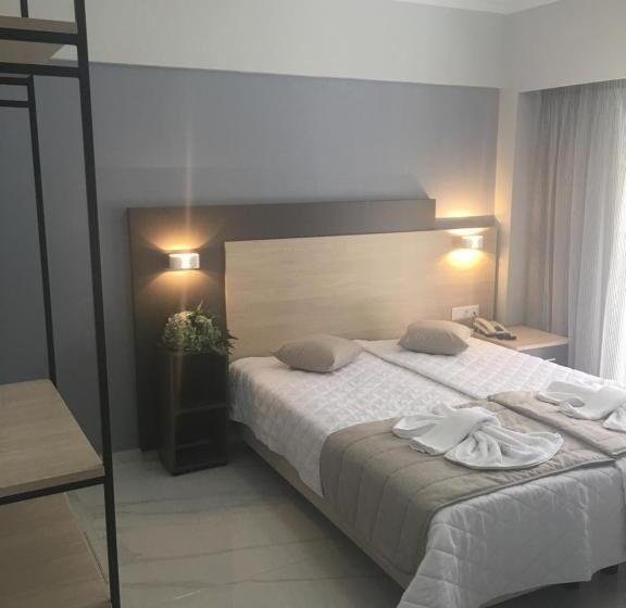 디럭스 패밀리 룸, Siviris Golden Beach