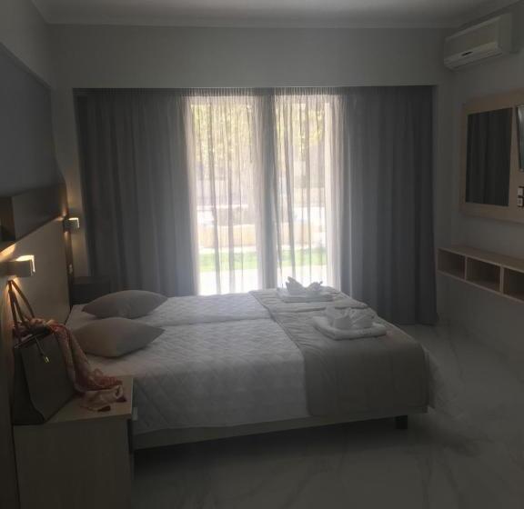 디럭스 패밀리 룸, Siviris Golden Beach