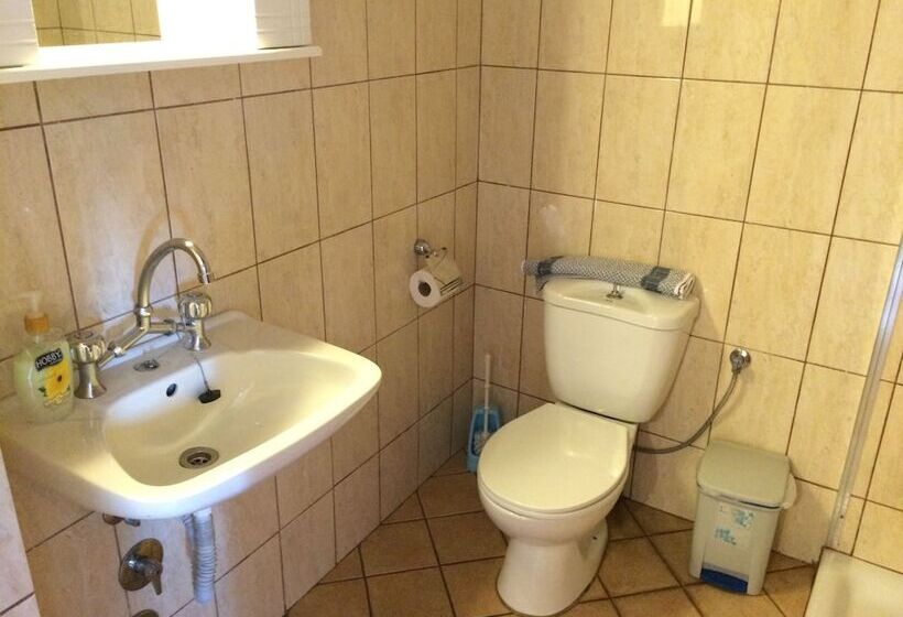 Студия Стандарт, Studios Spiros Parga