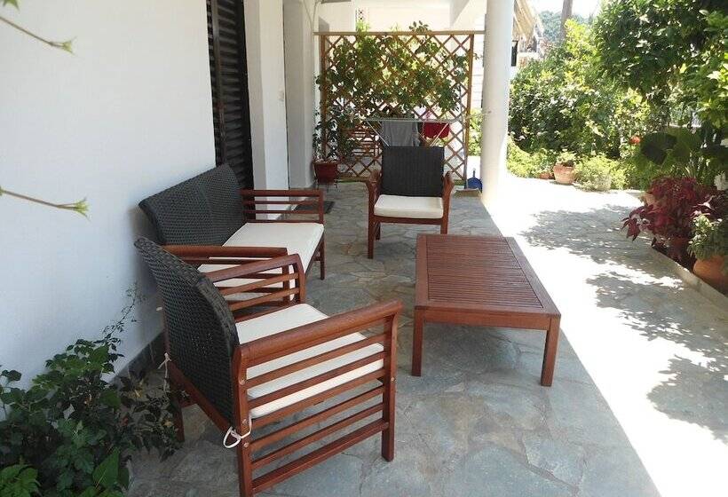 Апартаменты Superior 2 Спальни, Studios Spiros Parga