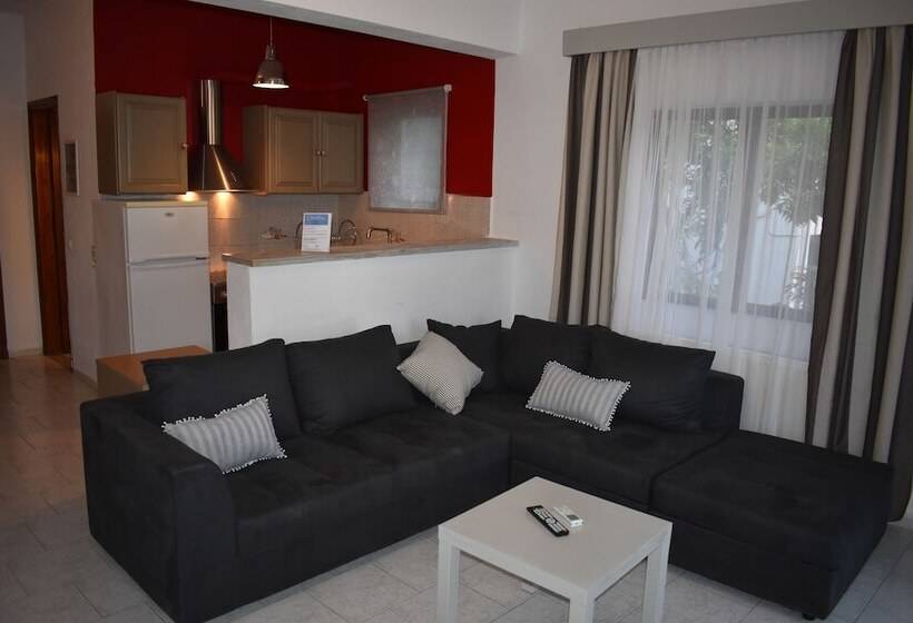 Апартаменты Superior 2 Спальни, Studios Spiros Parga