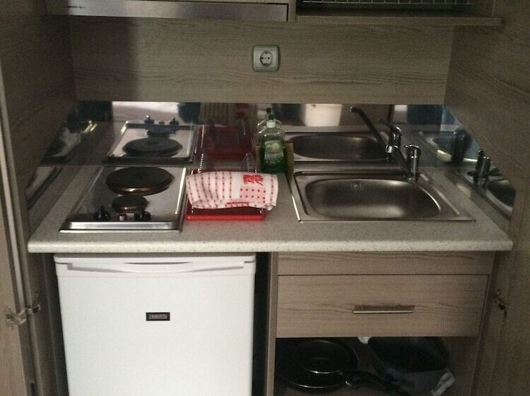 Студия Superior, Studios Spiros Parga