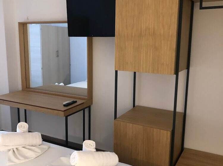 Студия Superior, Studios Spiros Parga