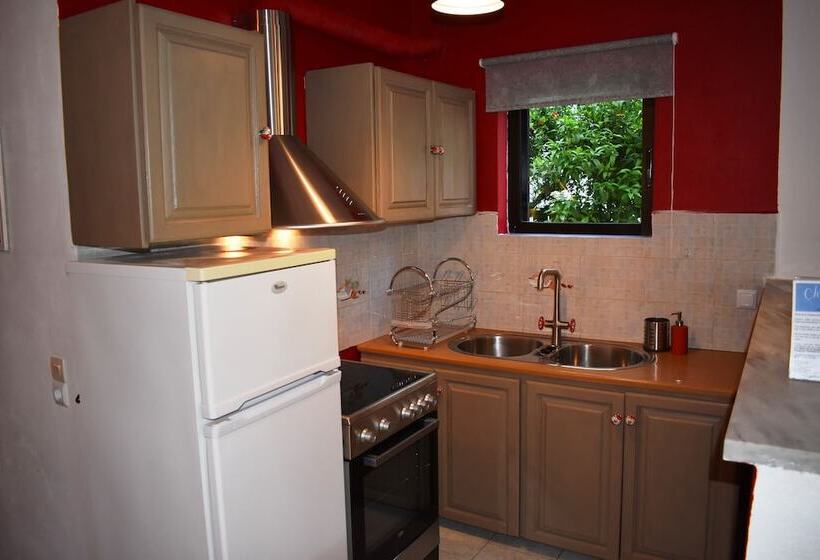 Апартаменты Superior 2 Спальни, Studios Spiros Parga