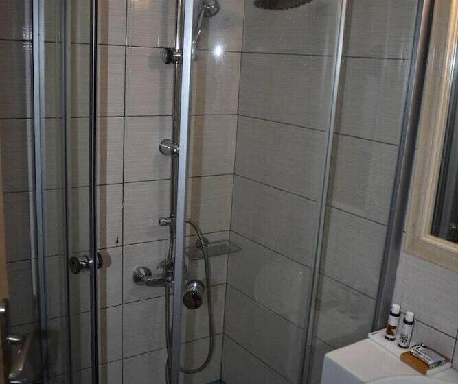 Студия Стандарт, Studios Spiros Parga