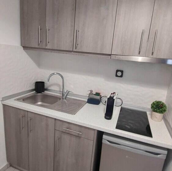 Студия Стандарт, Studios Spiros Parga