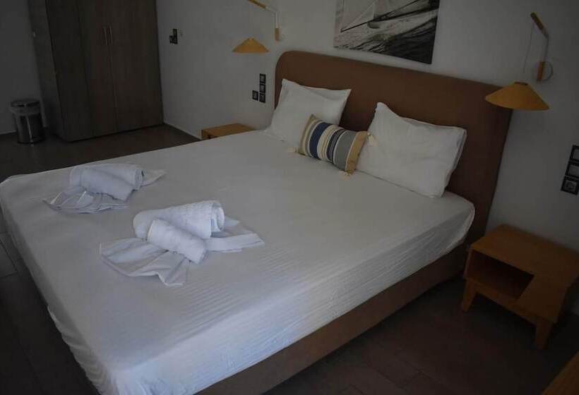 Студия Стандарт, Studios Spiros Parga