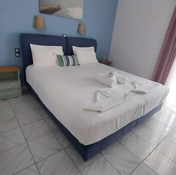 Studio Standard, Studios Spiros Parga
