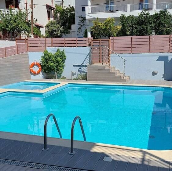 Студия Superior, Studios Spiros Parga