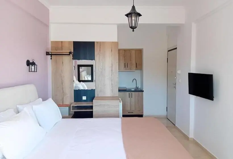 Studio Standard Lit King Size, Studios Spiros Parga