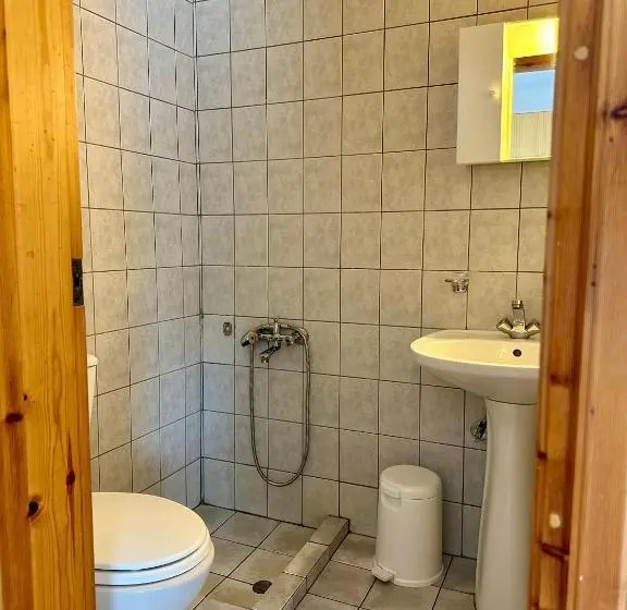 Perhehuone Merinäkymä, Sfinias Apartments